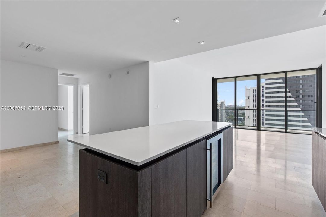 En Venta: $1,235,000 (3 camas, 3 baños, 1771 Pies cuadrados)