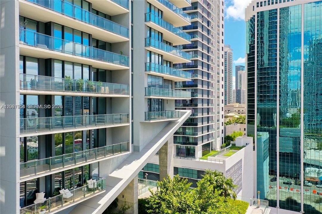 En Venta: $1,235,000 (3 camas, 3 baños, 1771 Pies cuadrados)