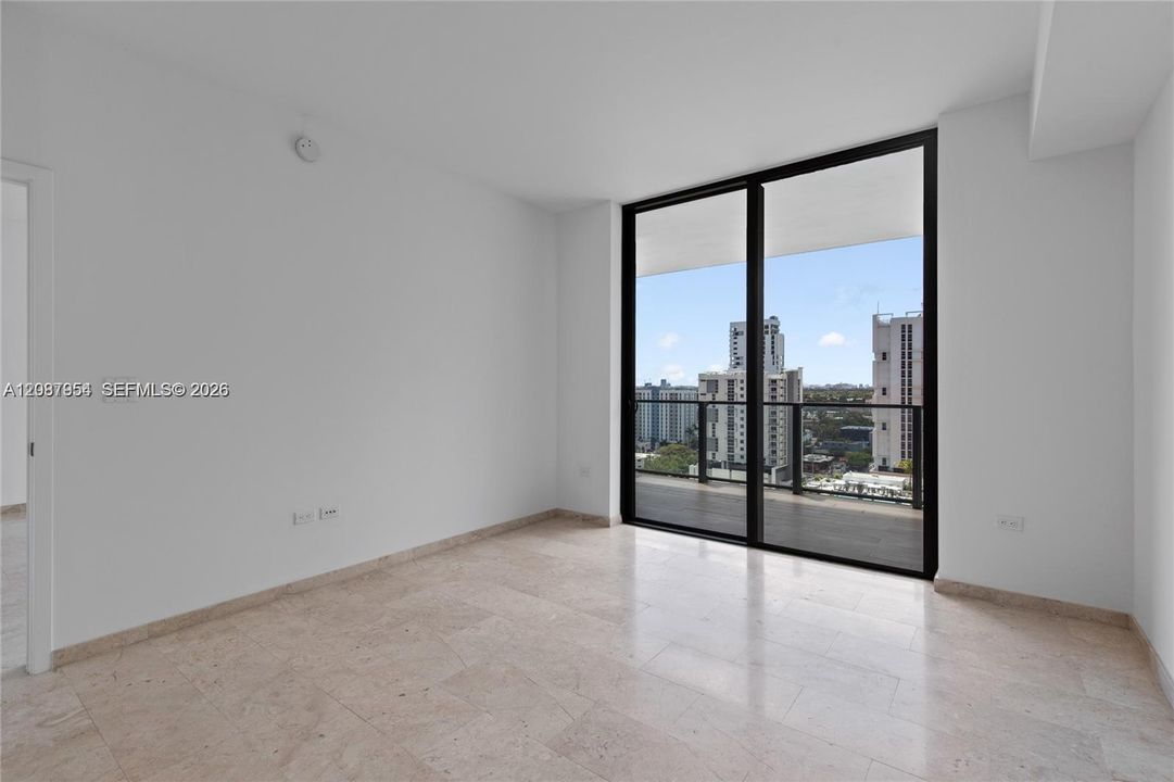 En Venta: $1,235,000 (3 camas, 3 baños, 1771 Pies cuadrados)