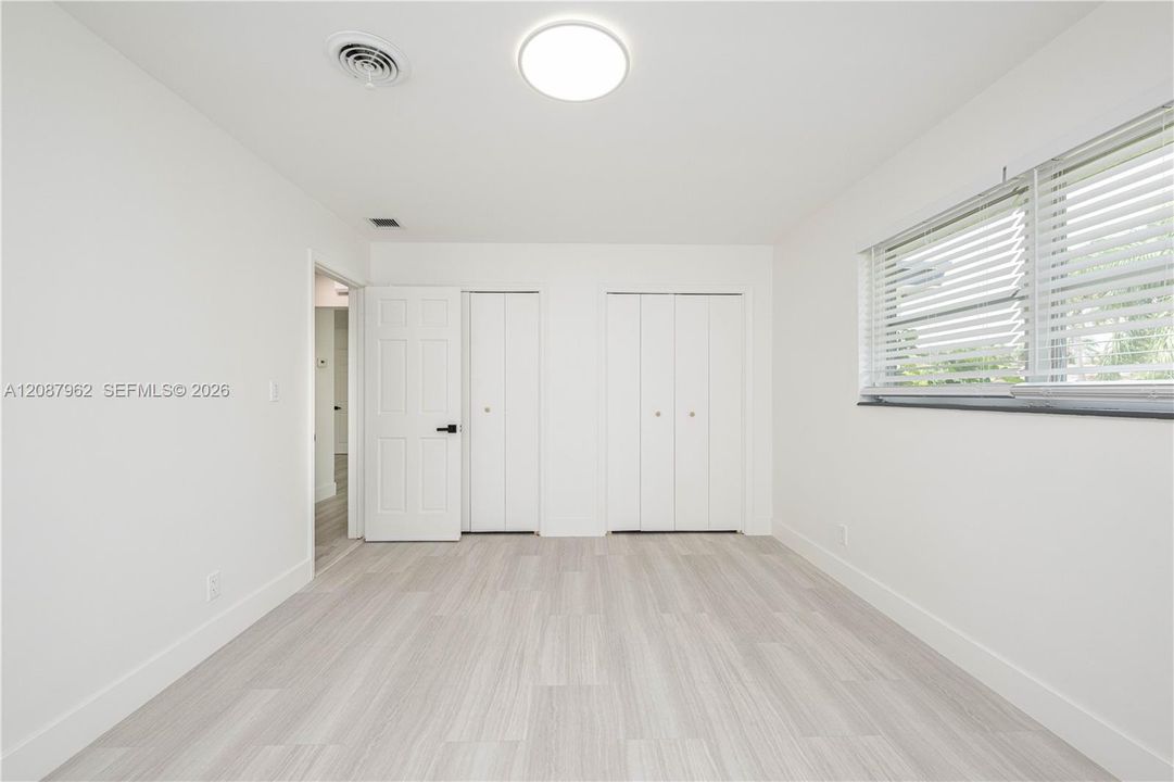 En Renta: $3,950 (3 camas, 2 baños, 1450 Pies cuadrados)
