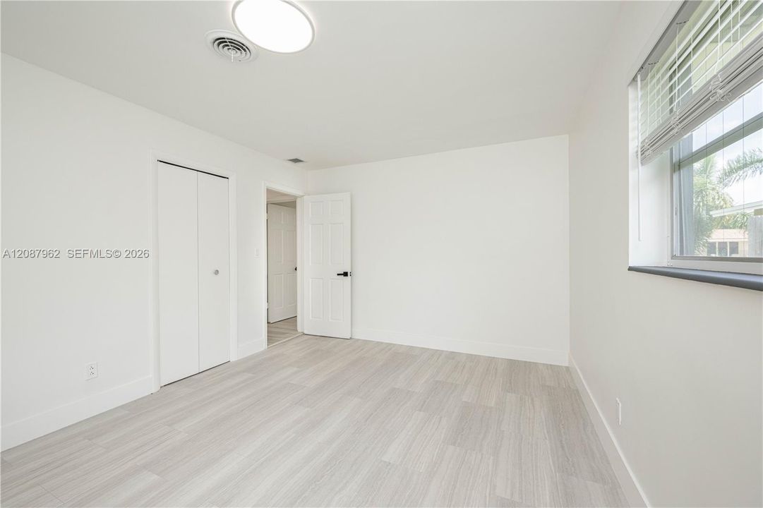 En Renta: $3,950 (3 camas, 2 baños, 1450 Pies cuadrados)