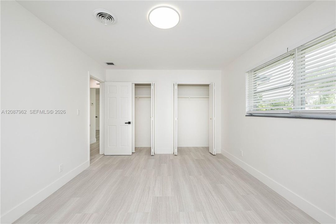 En Renta: $3,950 (3 camas, 2 baños, 1450 Pies cuadrados)