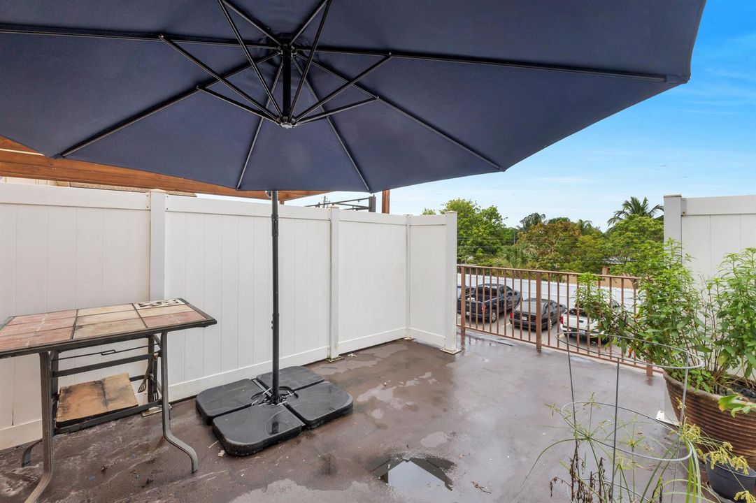 4171 NW 26th St T2-9