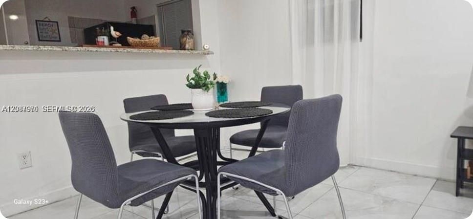 En Renta: $2,500 (3 camas, 2 baños, 1035 Pies cuadrados)