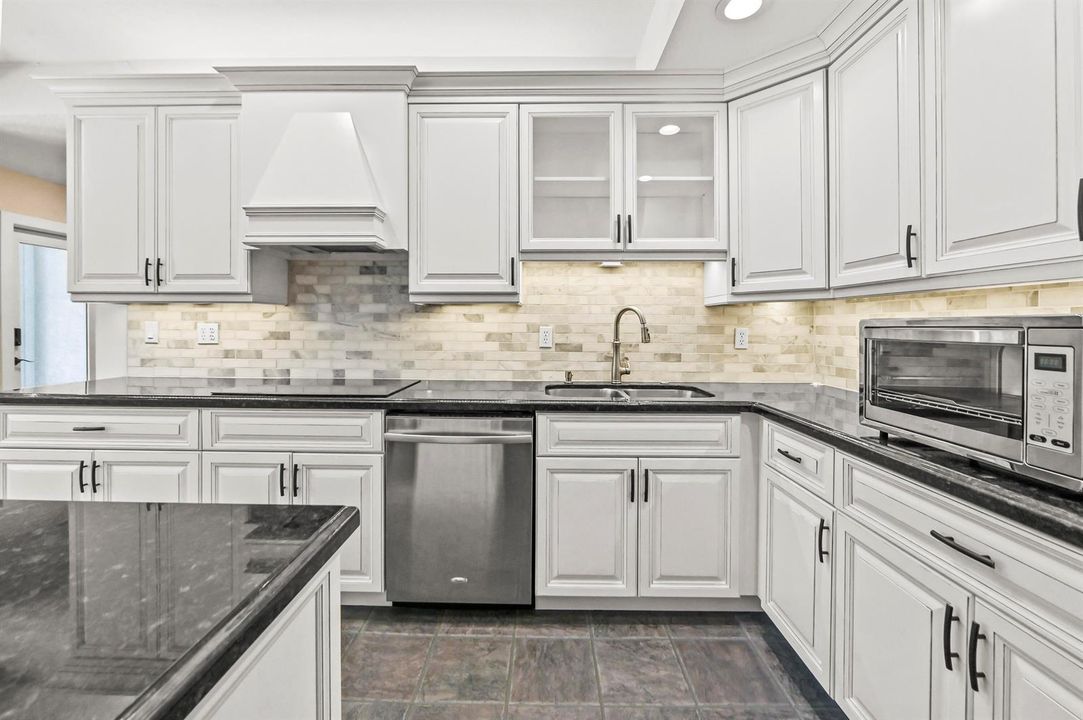 17 Kitchen 05