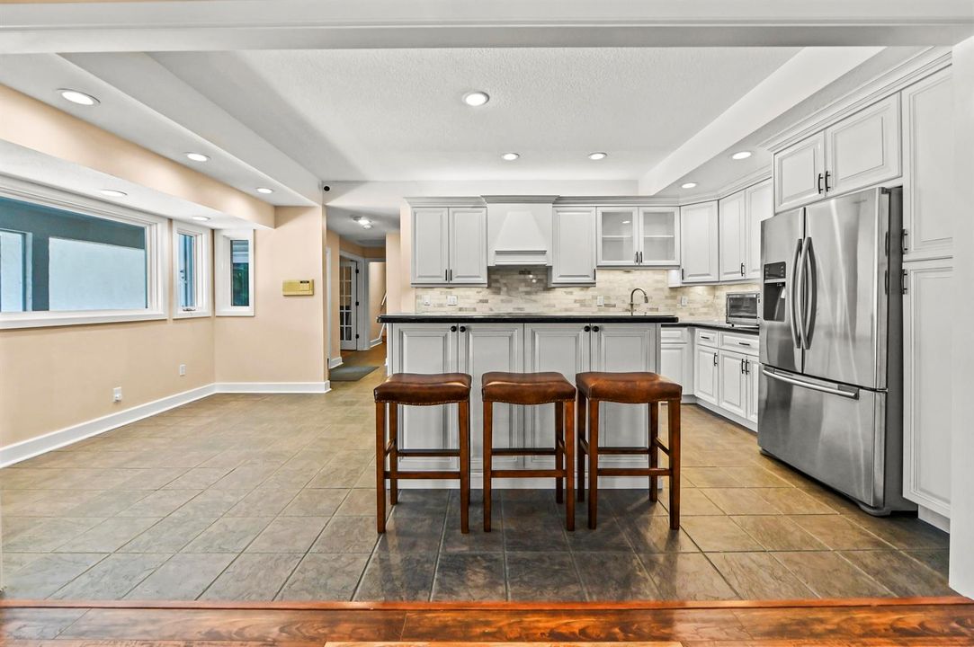 13 Kitchen 01