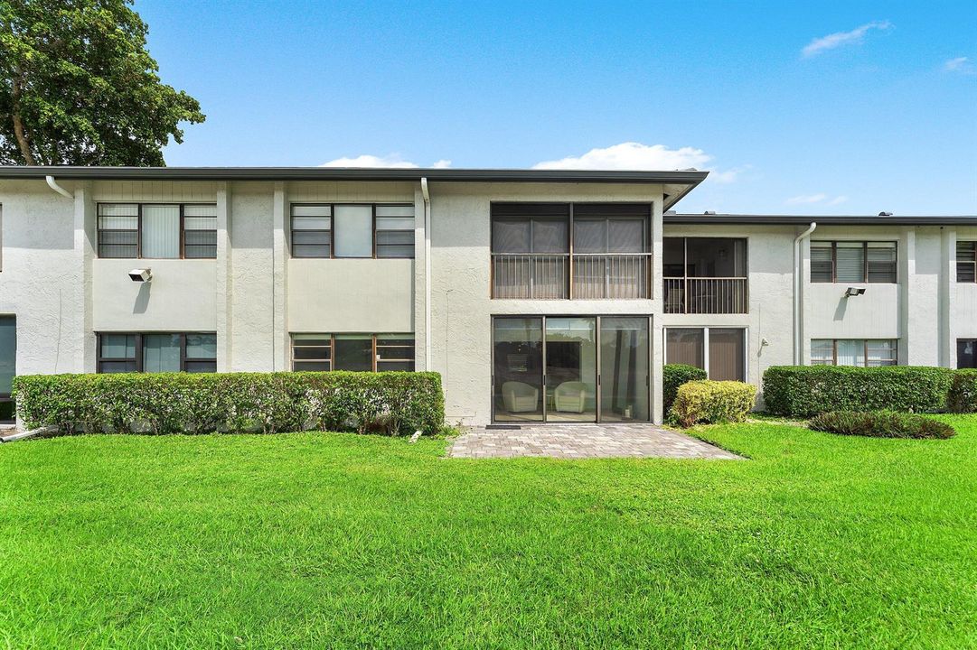 031-11SouthportLane-E-BoyntonBeach-FL-33