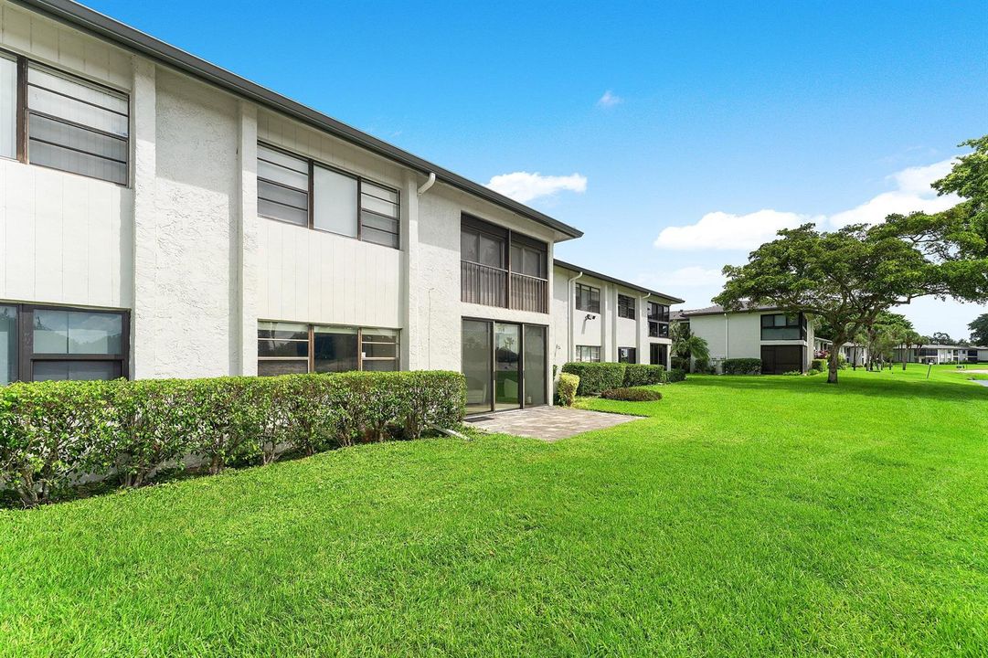 032-11SouthportLane-E-BoyntonBeach-FL-33