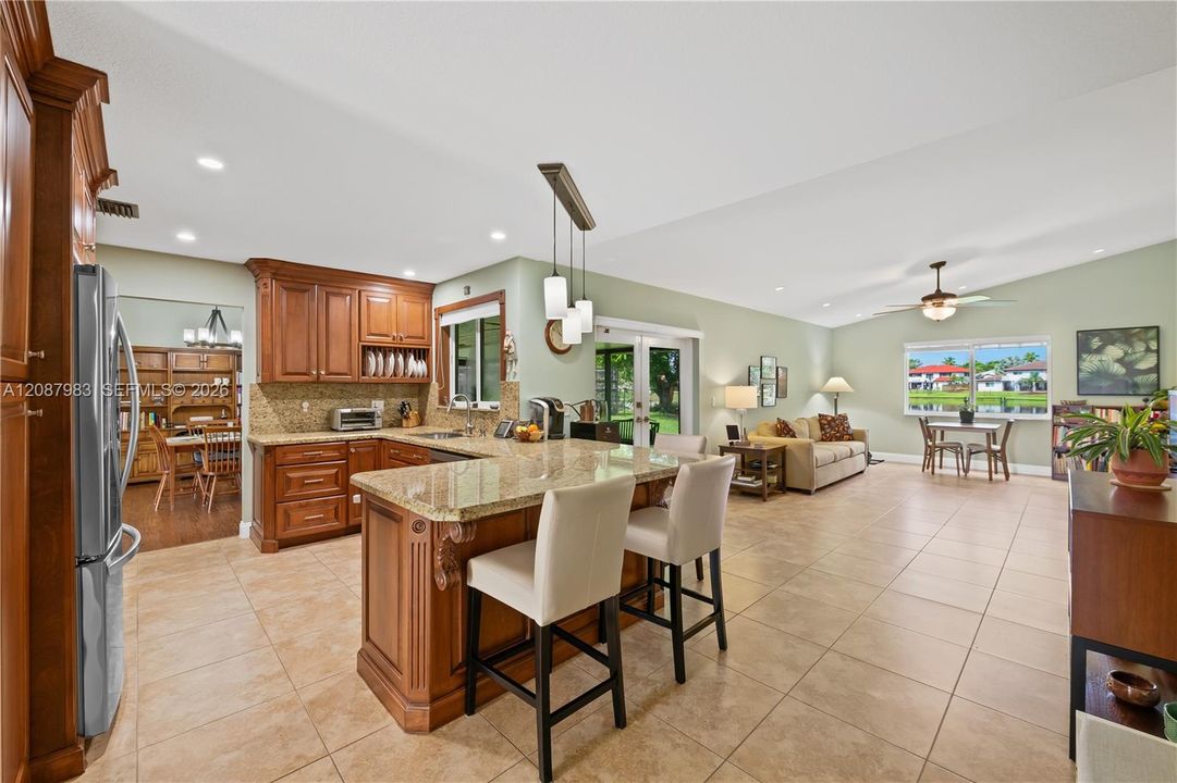 For Sale: $749,900 (3 beds, 2 baths, 1744 Square Feet)