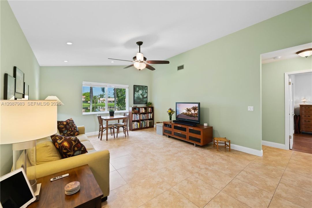 For Sale: $749,900 (3 beds, 2 baths, 1744 Square Feet)