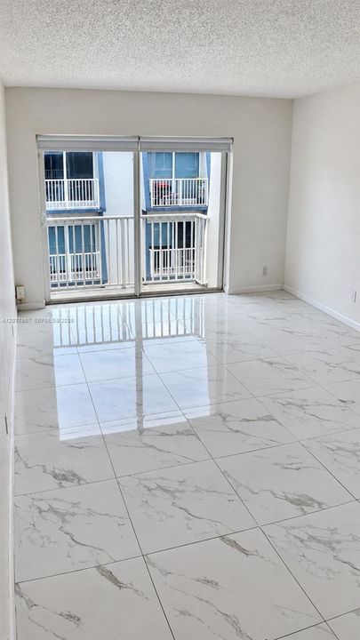 For Rent: $2,040 (2 beds, 2 baths, 223601 Square Feet)