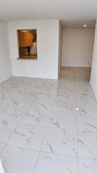 For Rent: $2,040 (2 beds, 2 baths, 223601 Square Feet)