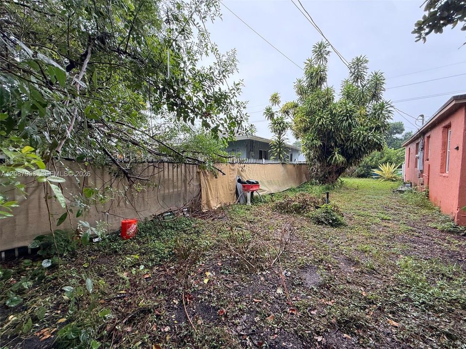 En Venta: $375,000 (2 camas, 1 baños, 912 Pies cuadrados)