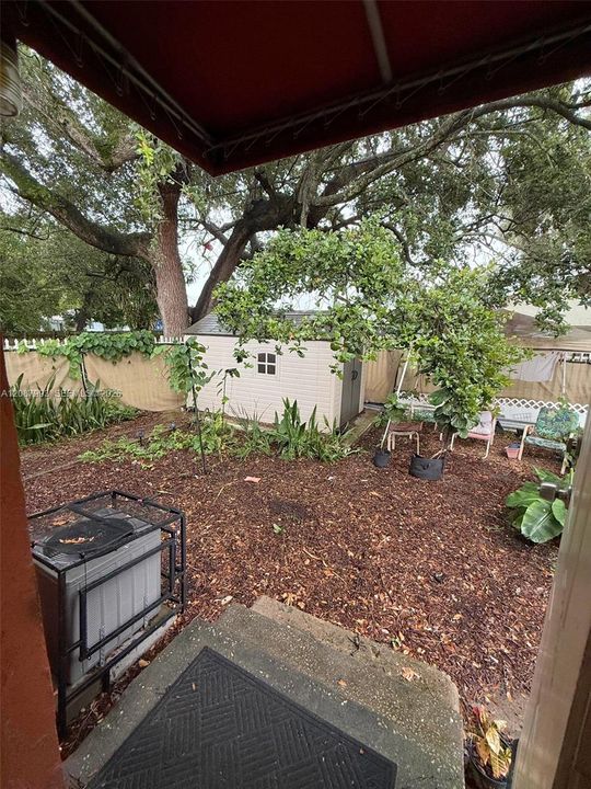 En Venta: $375,000 (2 camas, 1 baños, 912 Pies cuadrados)