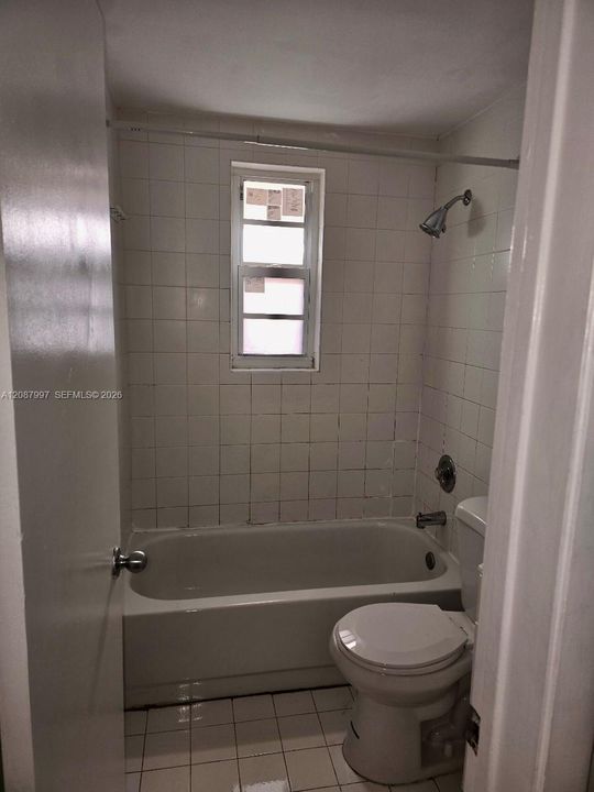 For Rent: $2,199 (1 beds, 1 baths, 500 Square Feet)
