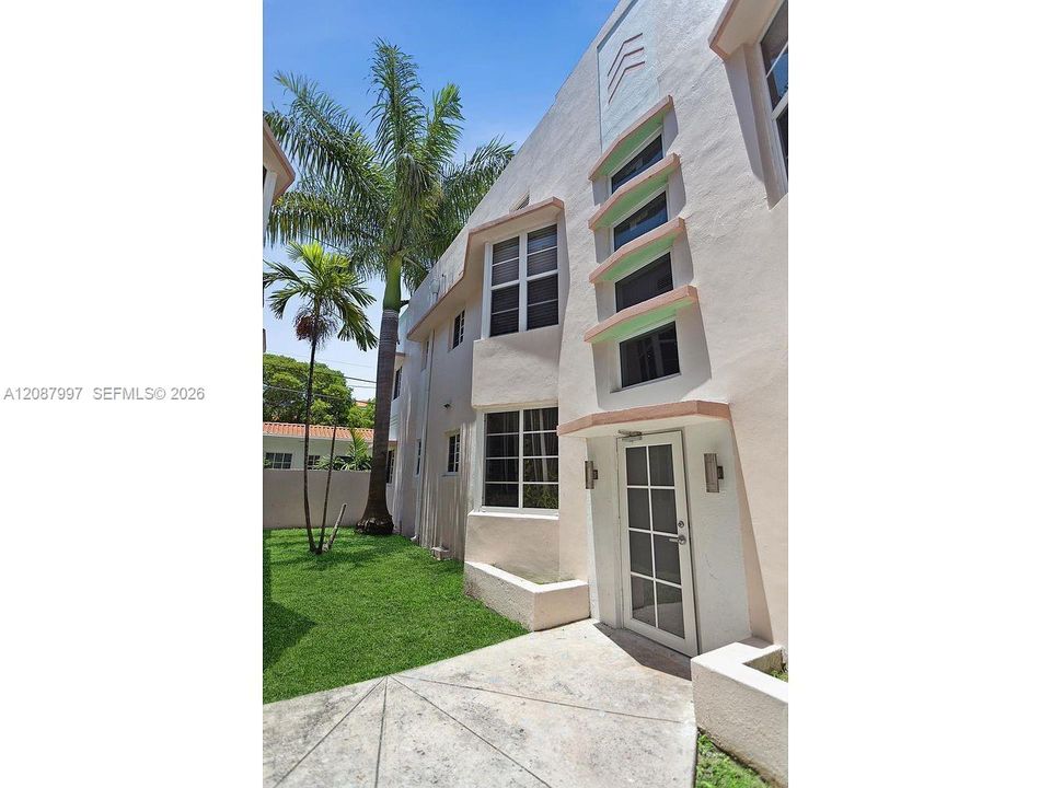 For Rent: $2,199 (1 beds, 1 baths, 500 Square Feet)