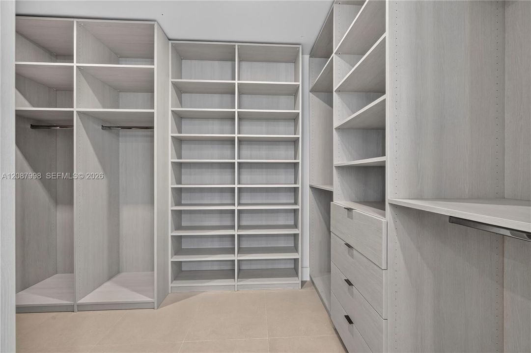 В аренду: $12,250 (2 спален, 2 ванн, 1474 Квадратных фут)