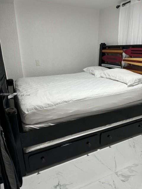 В аренду: $1,400 (1 спален, 1 ванн, 2031 Квадратных фут)