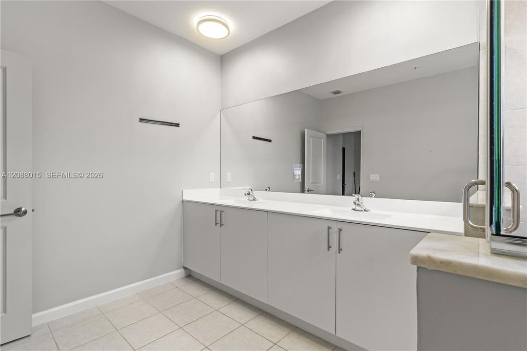 For Sale: $649,000 (3 beds, 2 baths, 1756 Square Feet)