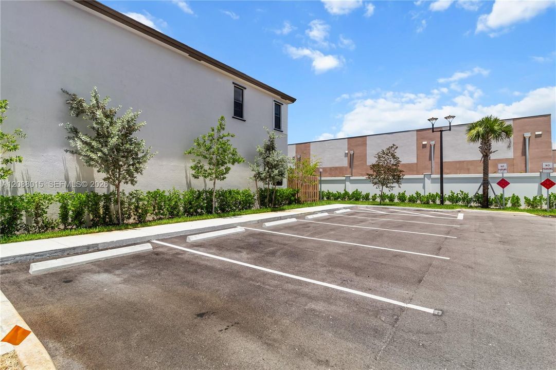 For Sale: $649,000 (3 beds, 2 baths, 1756 Square Feet)