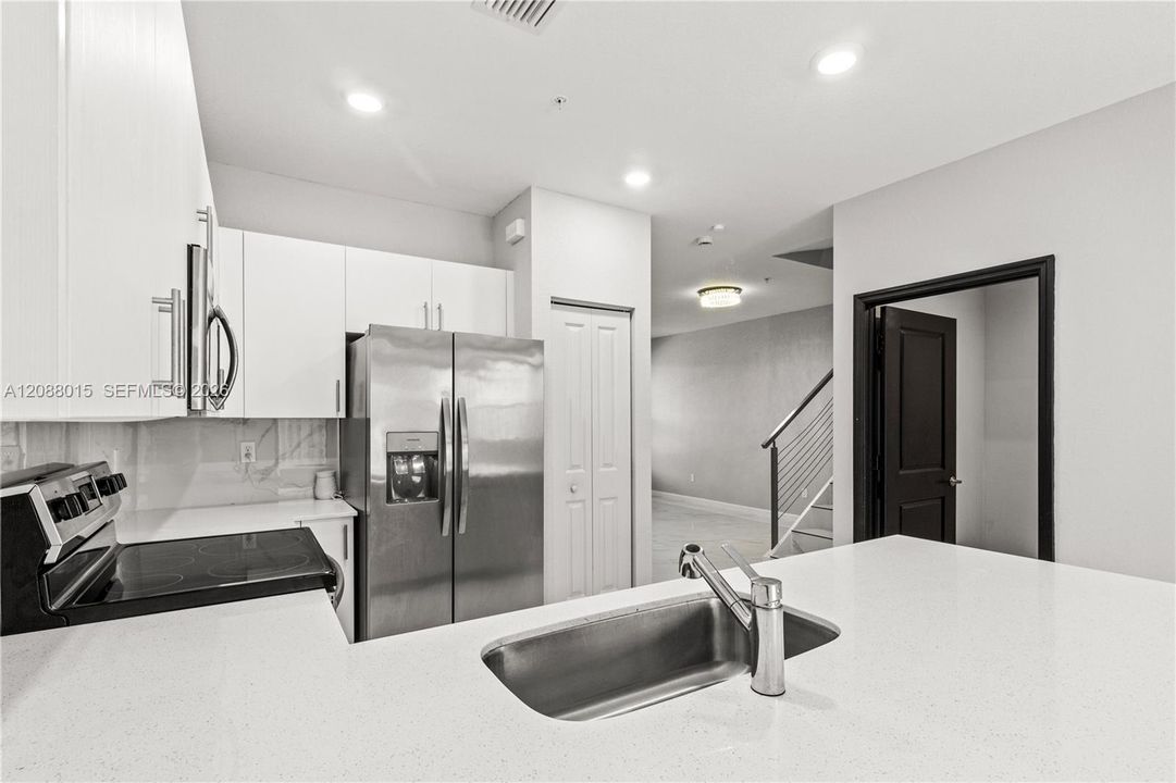 For Sale: $649,000 (3 beds, 2 baths, 1756 Square Feet)