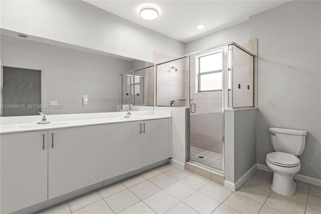 For Sale: $649,000 (3 beds, 2 baths, 1756 Square Feet)