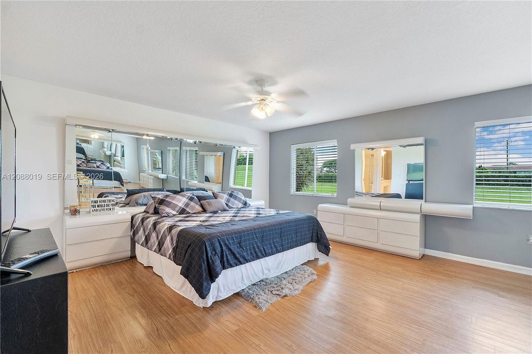 En Renta: $3,200 (3 camas, 2 baños, 1813 Pies cuadrados)