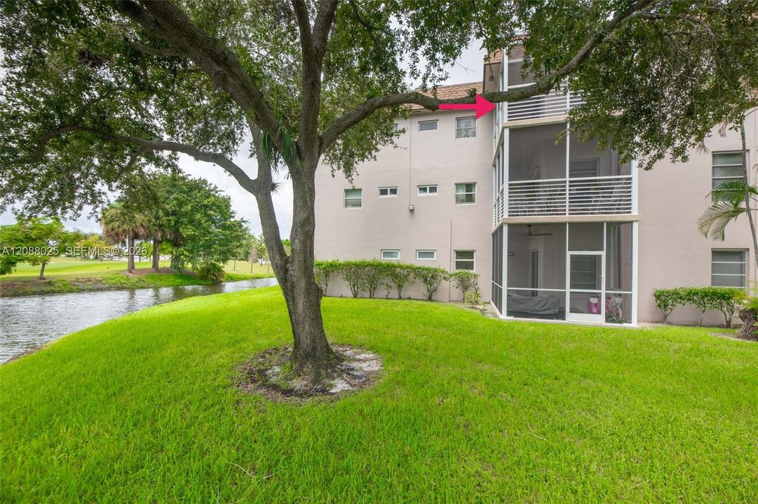 For Rent: $2,300 (2 beds, 2 baths, 827 Square Feet)