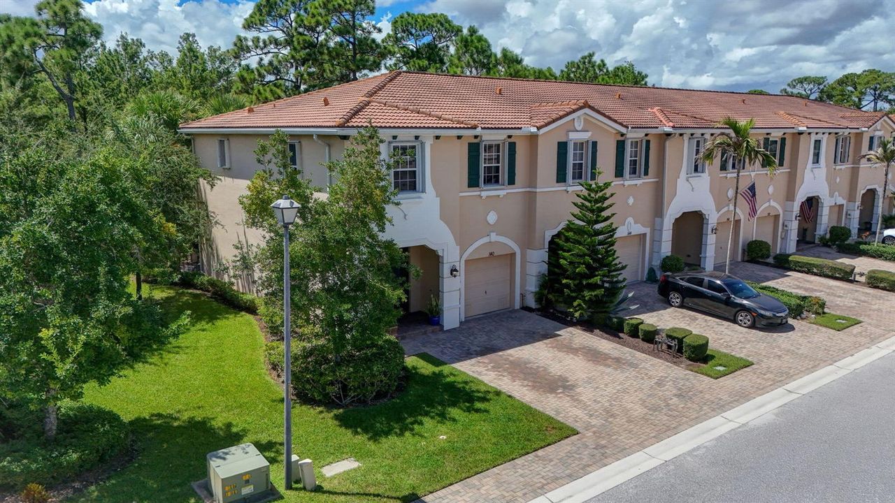 62-web-or-mls-DJI_20260911012106_0586_D-