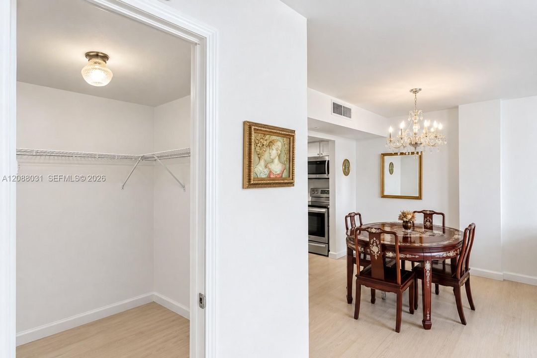 En Venta: $274,900 (1 camas, 1 baños, 710 Pies cuadrados)