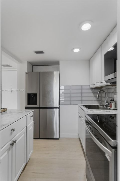En Venta: $274,900 (1 camas, 1 baños, 710 Pies cuadrados)