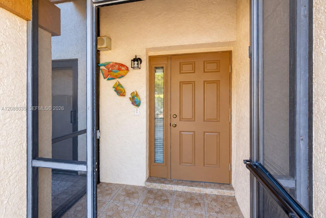 En Venta: $340,000 (3 camas, 2 baños, 1574 Pies cuadrados)