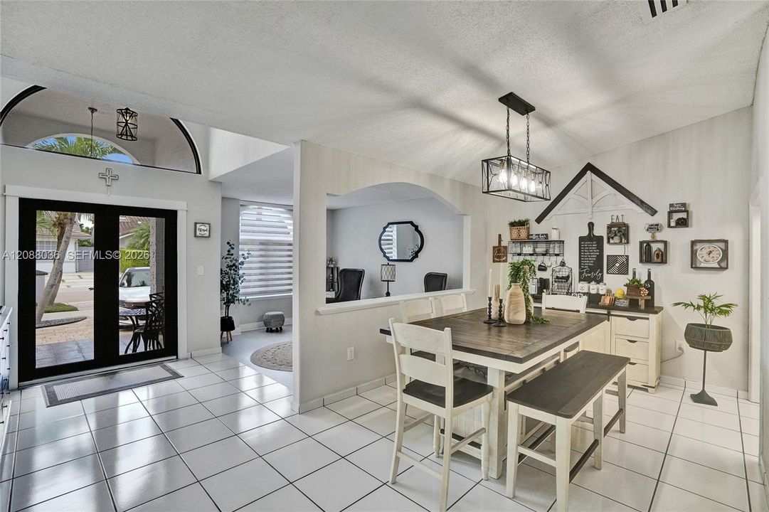 For Sale: $775,000 (4 beds, 2 baths, 1943 Square Feet)