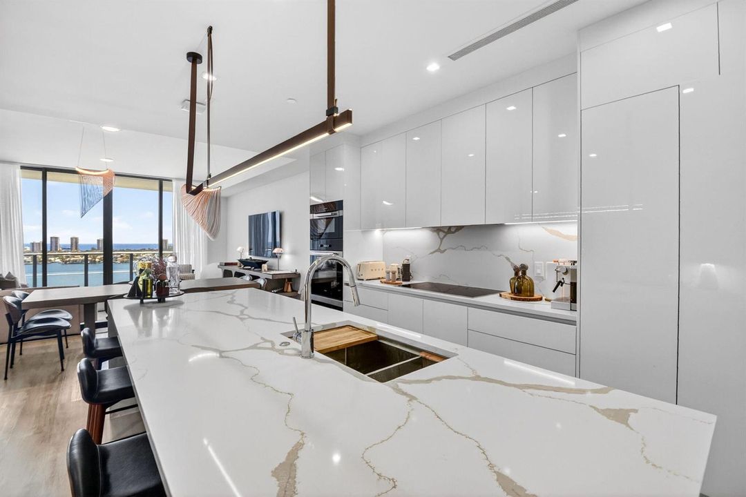 Open kitchen