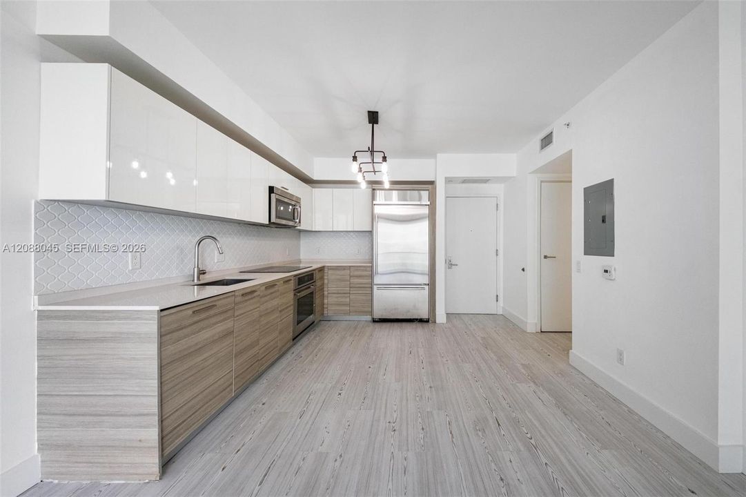 На продажу: $579,000 (1 спален, 1 ванн, 696 Квадратных фут)