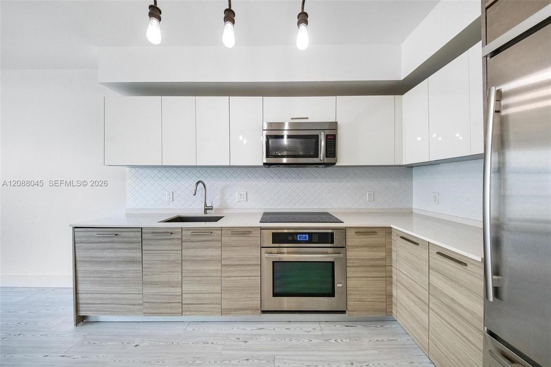 На продажу: $579,000 (1 спален, 1 ванн, 696 Квадратных фут)