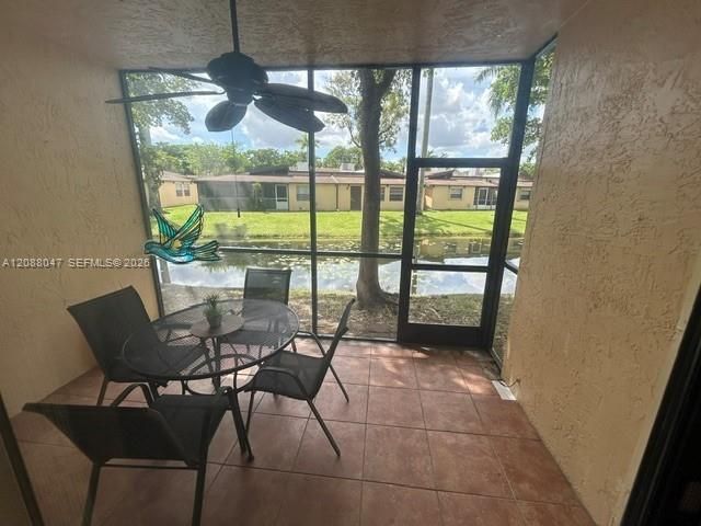En Venta: $285,000 (2 camas, 2 baños, 1015 Pies cuadrados)