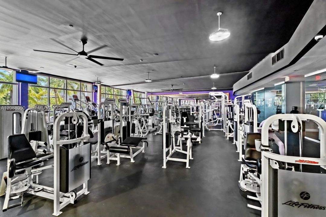 5000+ sf Fitness Center