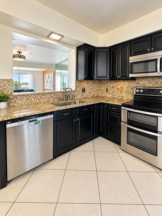 For Rent: $2,600 (4 beds, 3 baths, 2262 Square Feet)