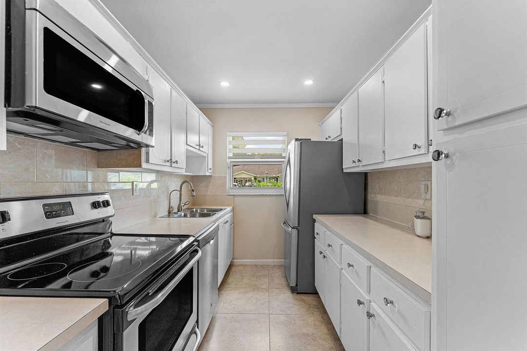 014-14250NestingWay-C-DelrayBeach-FL-334