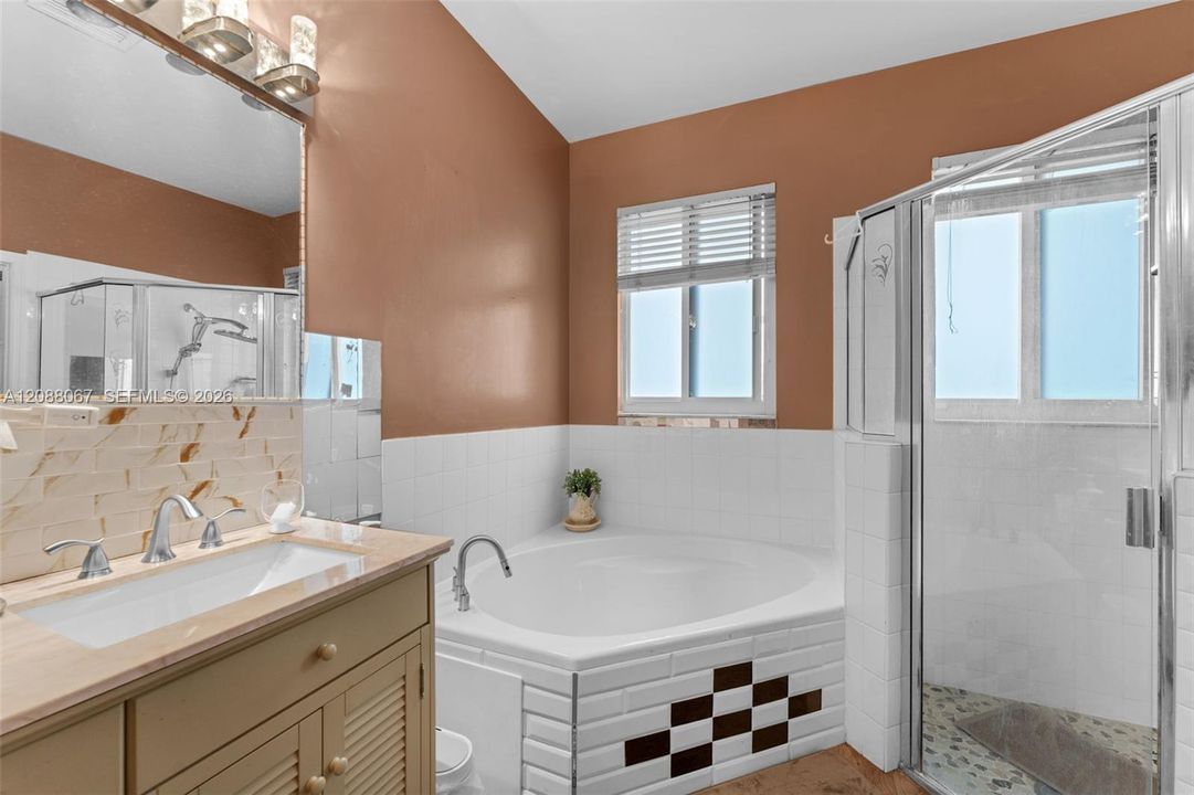 For Sale: $525,000 (4 beds, 2 baths, 1953 Square Feet)