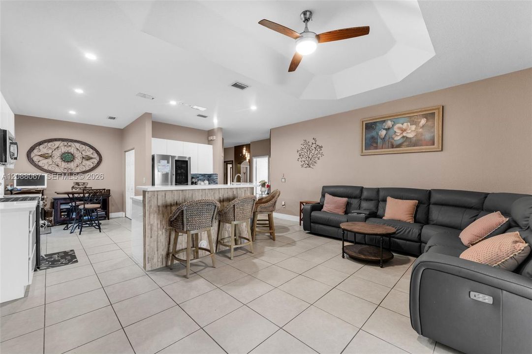 For Sale: $525,000 (4 beds, 2 baths, 1953 Square Feet)