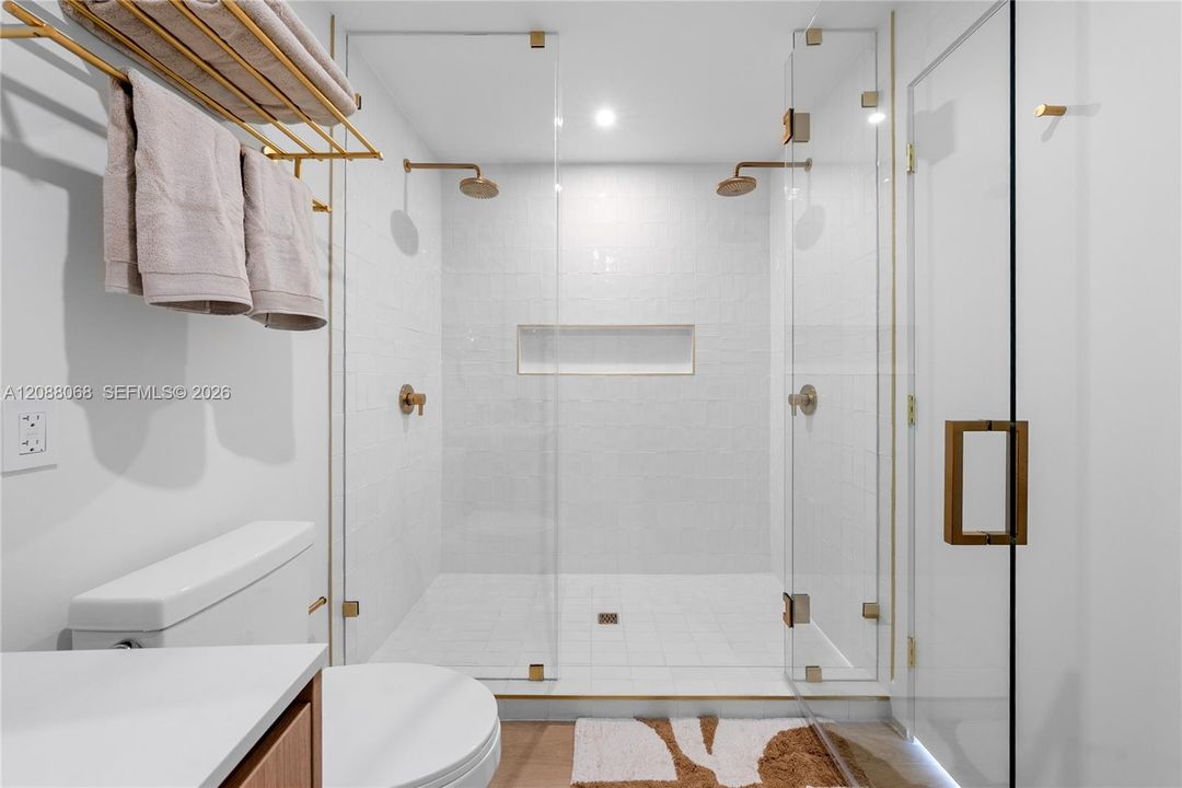 В аренду: $6,900 (2 спален, 2 ванн, 963 Квадратных фут)