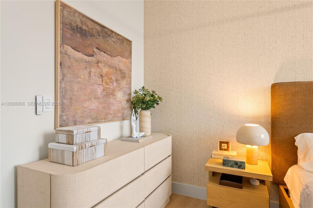В аренду: $6,900 (2 спален, 2 ванн, 963 Квадратных фут)