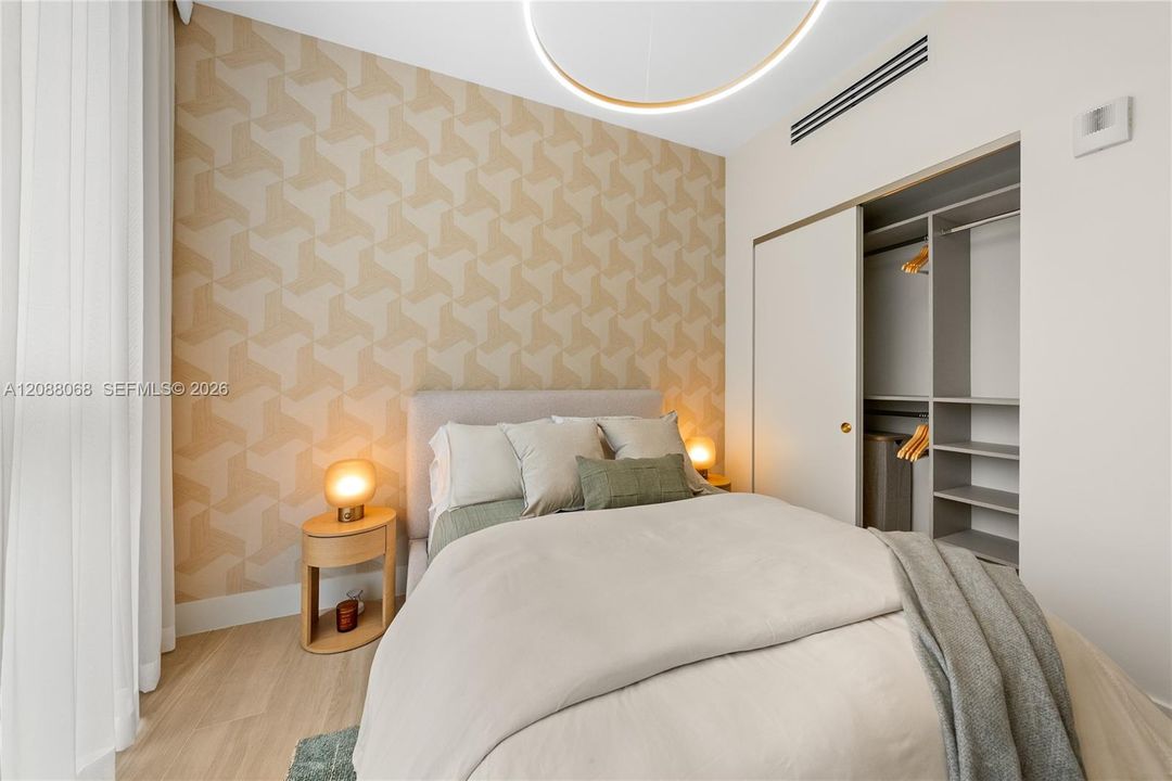 В аренду: $6,900 (2 спален, 2 ванн, 963 Квадратных фут)