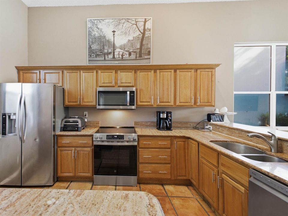 Kitchen 2
