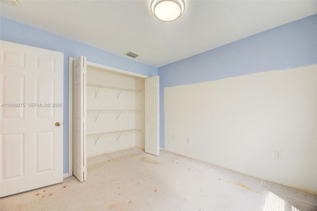 En Venta: $535,000 (3 camas, 2 baños, 1815 Pies cuadrados)