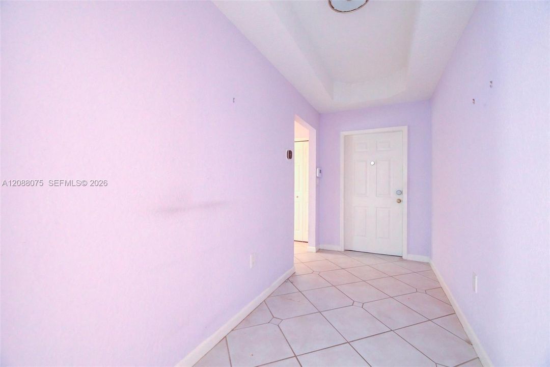 En Venta: $535,000 (3 camas, 2 baños, 1815 Pies cuadrados)