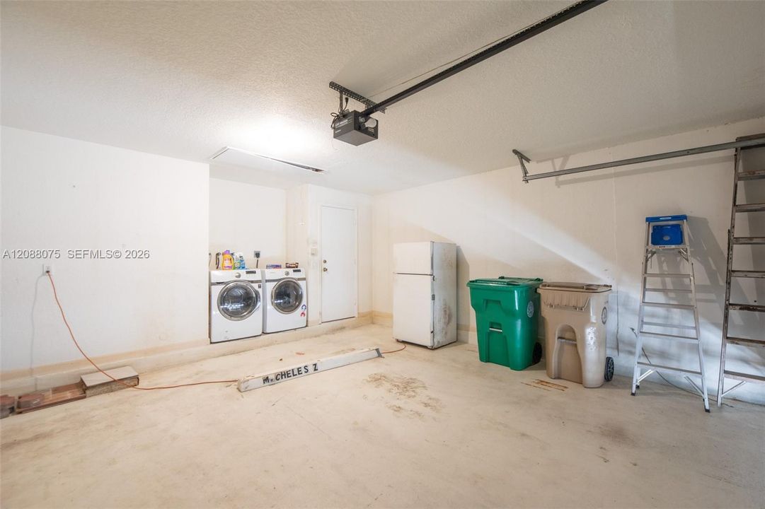 En Venta: $535,000 (3 camas, 2 baños, 1815 Pies cuadrados)