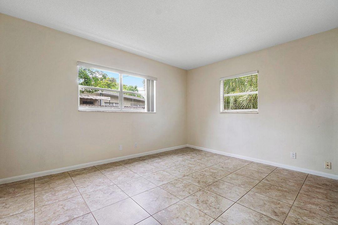 013-701NESeventhAve-DelrayBeach-FL-small